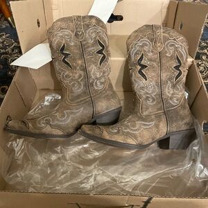 Laredo #52133 Womens 10M Brown Leather Studded Cowboy Boots Tiedye Lining Sz9.5